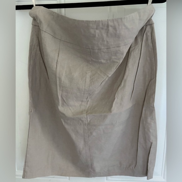 Banana Republic Tan Button-Detail Skirt - Picture 3 of 5